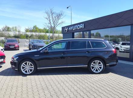 Volkswagen - Passat