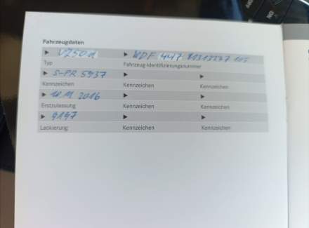 Mercedes-Benz - V-class