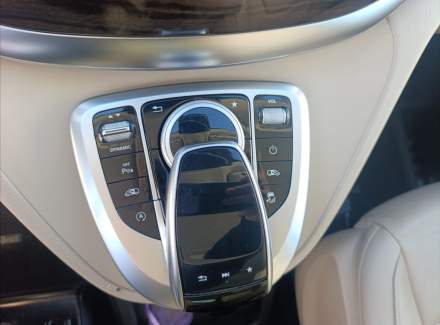 Mercedes-Benz - V-class