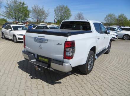 Mitsubishi - L 200