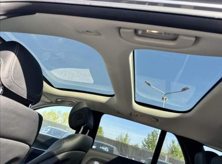 Mercedes-Benz - E-class