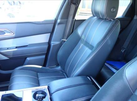 Land Rover - Range Rover Velar