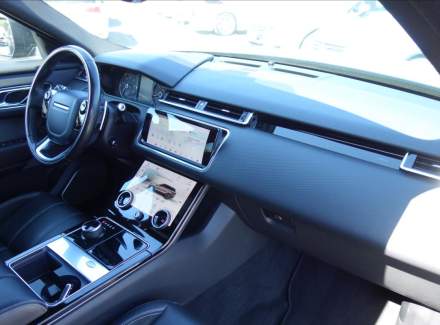 Land Rover - Range Rover Velar