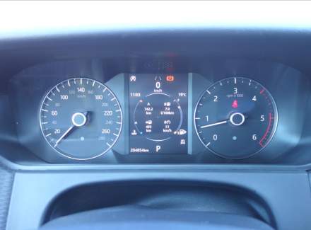 Land Rover - Range Rover Velar