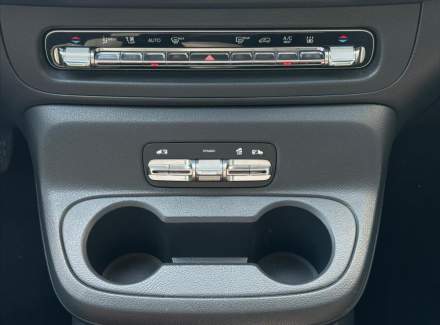 Mercedes-Benz - Vito