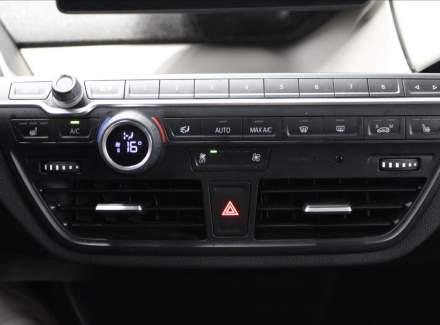 BMW - i3