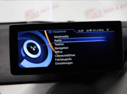 BMW - i3