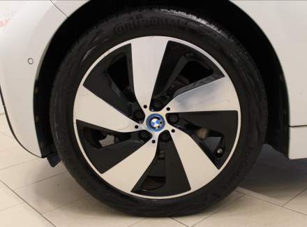 BMW - i3
