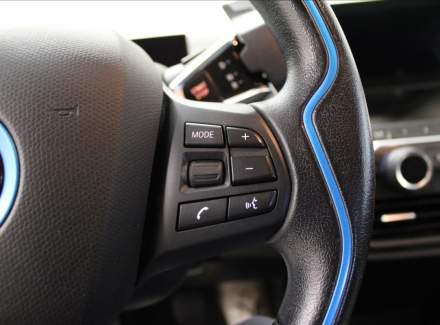 BMW - i3