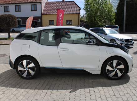BMW - i3