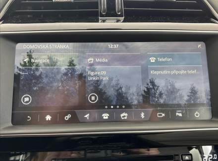 Jaguar - F-Pace
