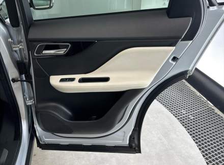 Jaguar - F-Pace