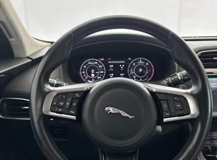 Jaguar - F-Pace