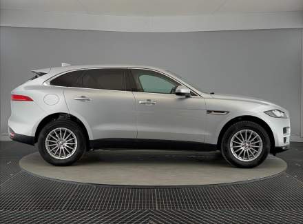 Jaguar - F-Pace