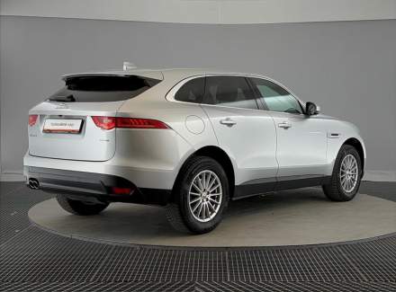 Jaguar - F-Pace