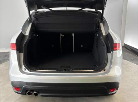 Jaguar - F-Pace