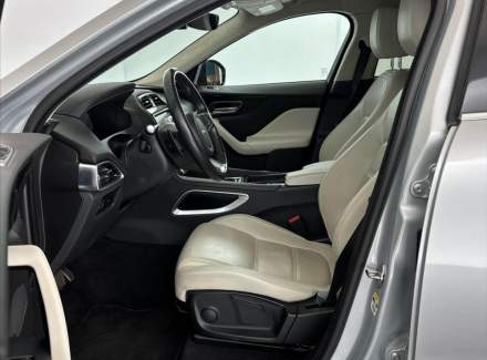 Jaguar - F-Pace