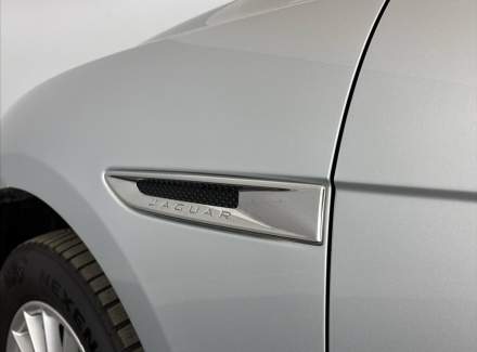 Jaguar - F-Pace