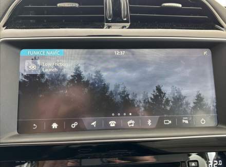 Jaguar - F-Pace