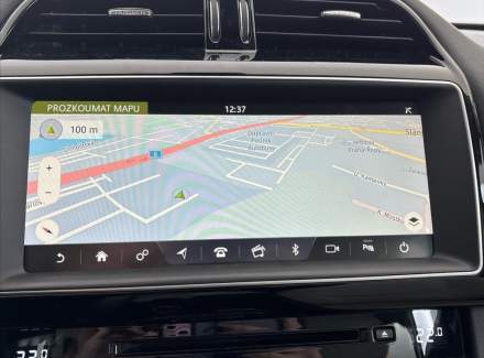 Jaguar - F-Pace