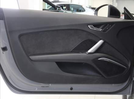 Audi - TT