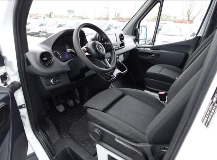 Mercedes-Benz - Sprinter