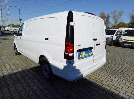 Mercedes-Benz - Vito