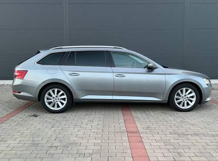 Škoda - Superb