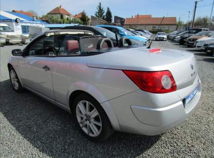 Renault - Megane