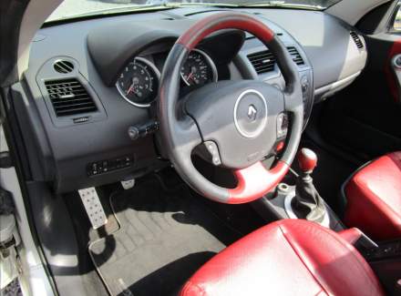 Renault - Megane