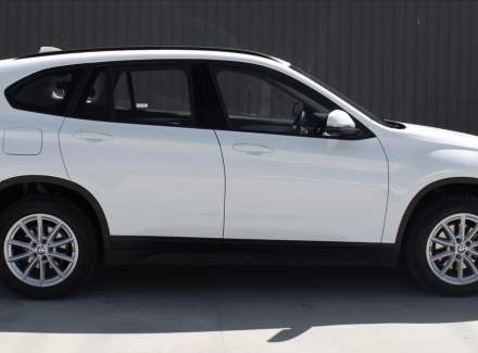 BMW - X1