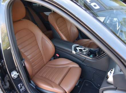 Mercedes-Benz - C-class