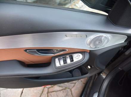 Mercedes-Benz - C-class