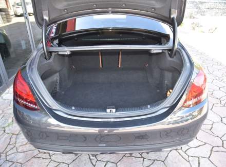 Mercedes-Benz - C-class