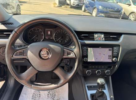 Škoda - Octavia