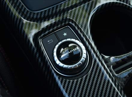 Mercedes-Benz - GLA