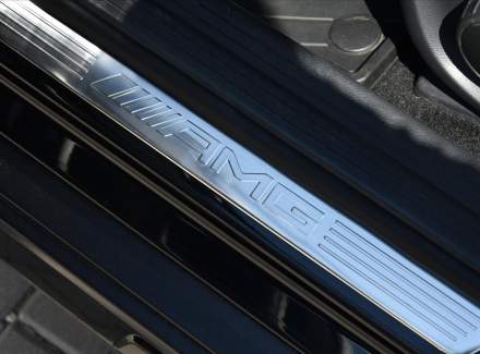 Mercedes-Benz - GLA