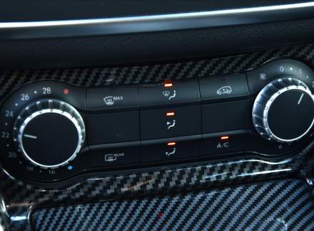 Mercedes-Benz - GLA