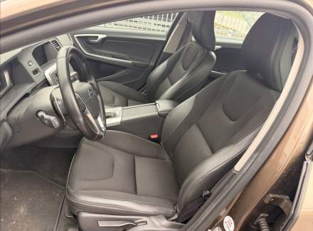 Volvo - V60