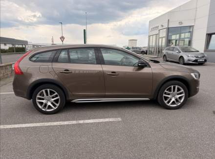 Volvo - V60