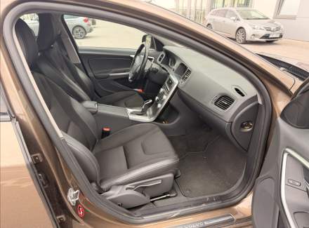 Volvo - V60