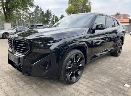 BMW - XM