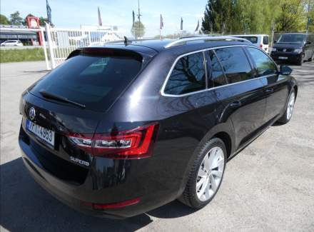 Škoda - Superb