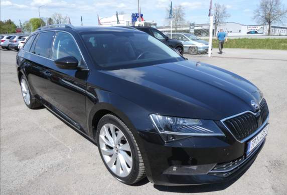 Škoda - Superb