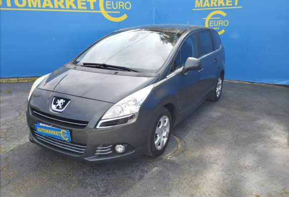 Peugeot - 5008