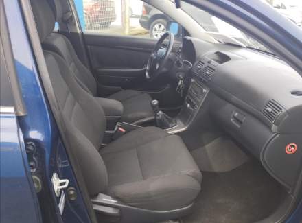Toyota - Avensis