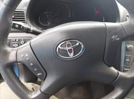Toyota - Avensis