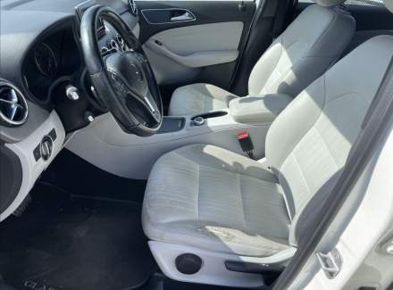 Mercedes-Benz - B-class