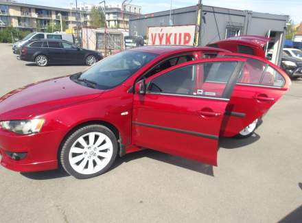 Mitsubishi - Lancer