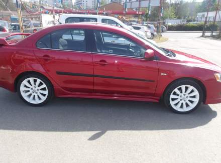 Mitsubishi - Lancer